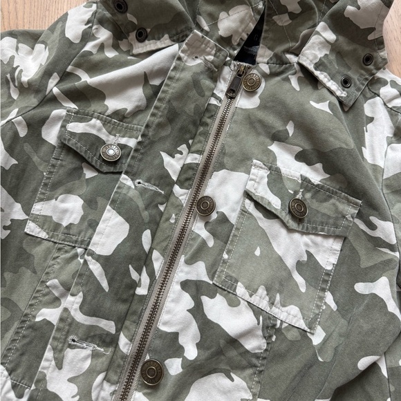 Harley Davidson Ladies Camouflage Rose Patch Hooded Jacket - Size S - EUC - Picture 5 of 14